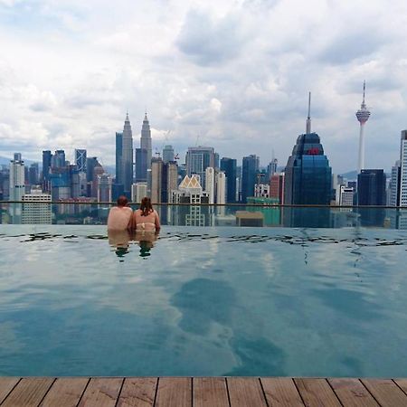 Klcc Regalia Suites Infinity Pool Kuala Lumpur Ngoại thất bức ảnh