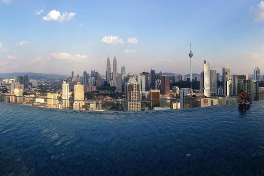 Klcc Regalia Suites Infinity Pool Kuala Lumpur Ngoại thất bức ảnh