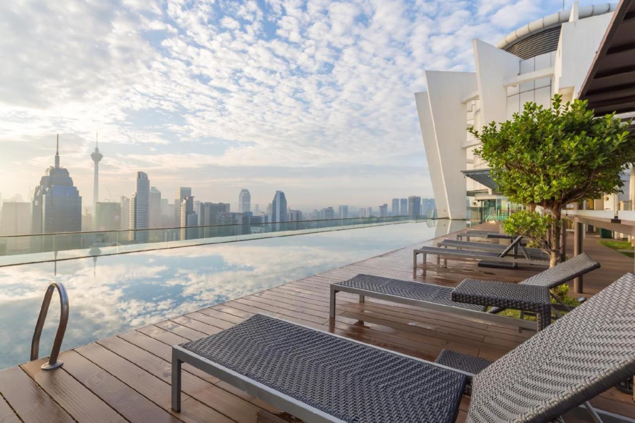 Klcc Regalia Suites Infinity Pool Kuala Lumpur Ngoại thất bức ảnh